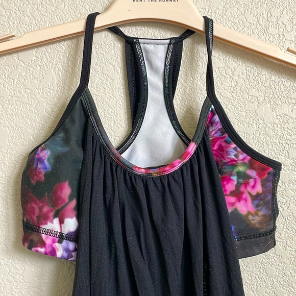 Lululemon yoga tank with sports bra attached - Picture 1 of 4